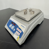 VWR Microplate Shaker image 1